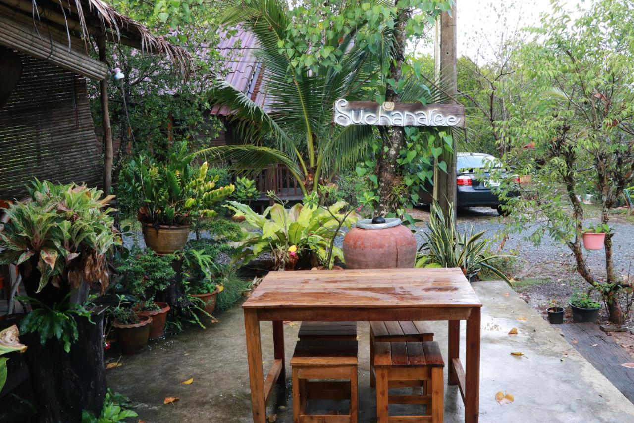 Suchanaree@Laemngop Trat Exterior photo