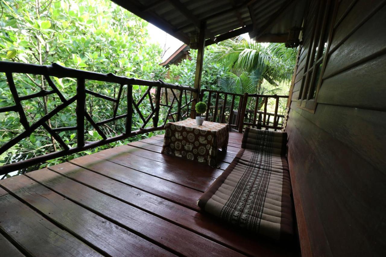 Suchanaree@Laemngop Trat Exterior photo